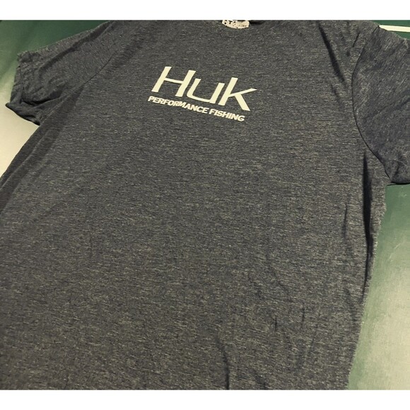 *NEW* HUK Performance Fabric Fishing Gray Short Sleeve T-Shirt Tee 2XL Outdoors - Picture 1 of 5